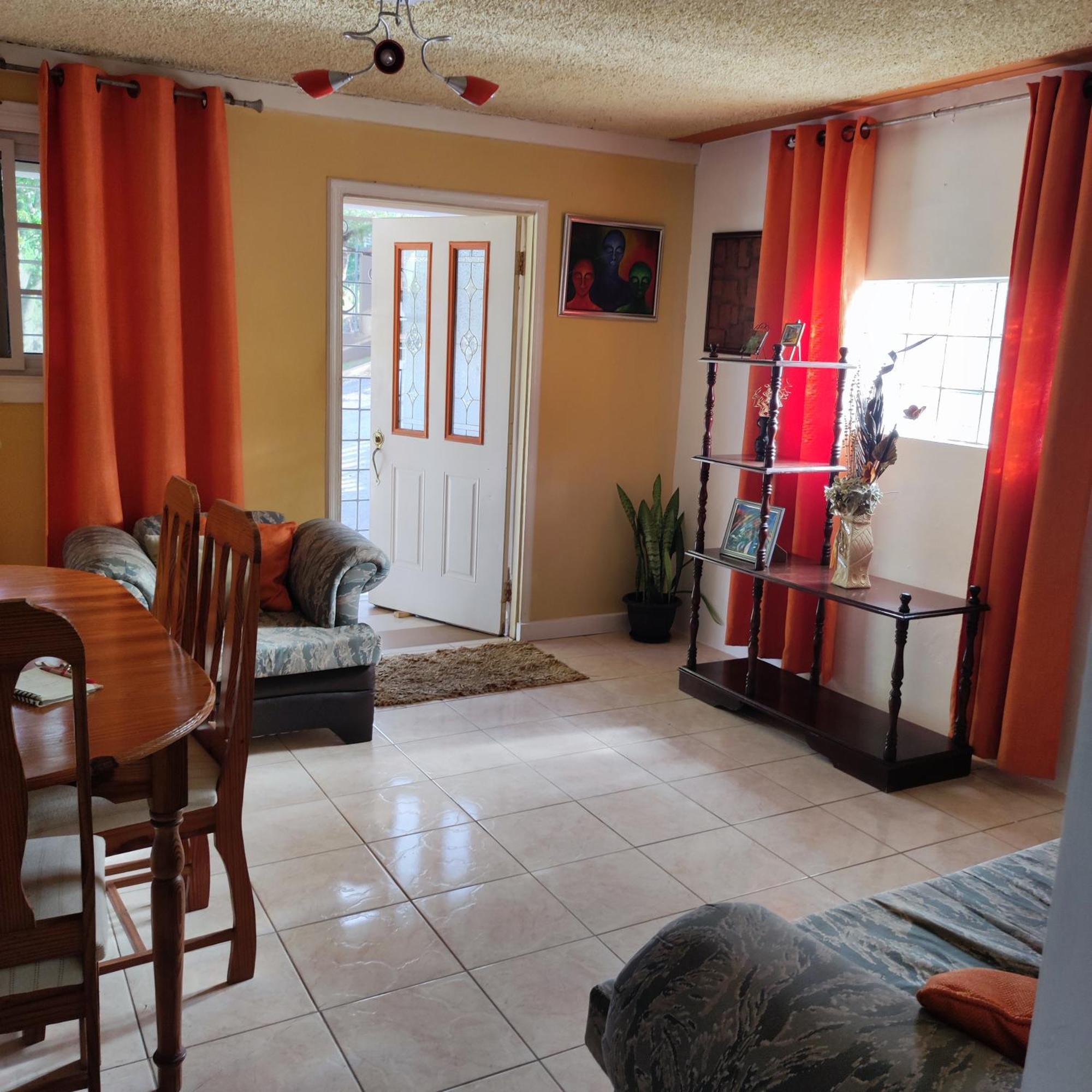 Gables Vacation Rentals With Private Gated Parking Onsite Knockpatrick ภายนอก รูปภาพ