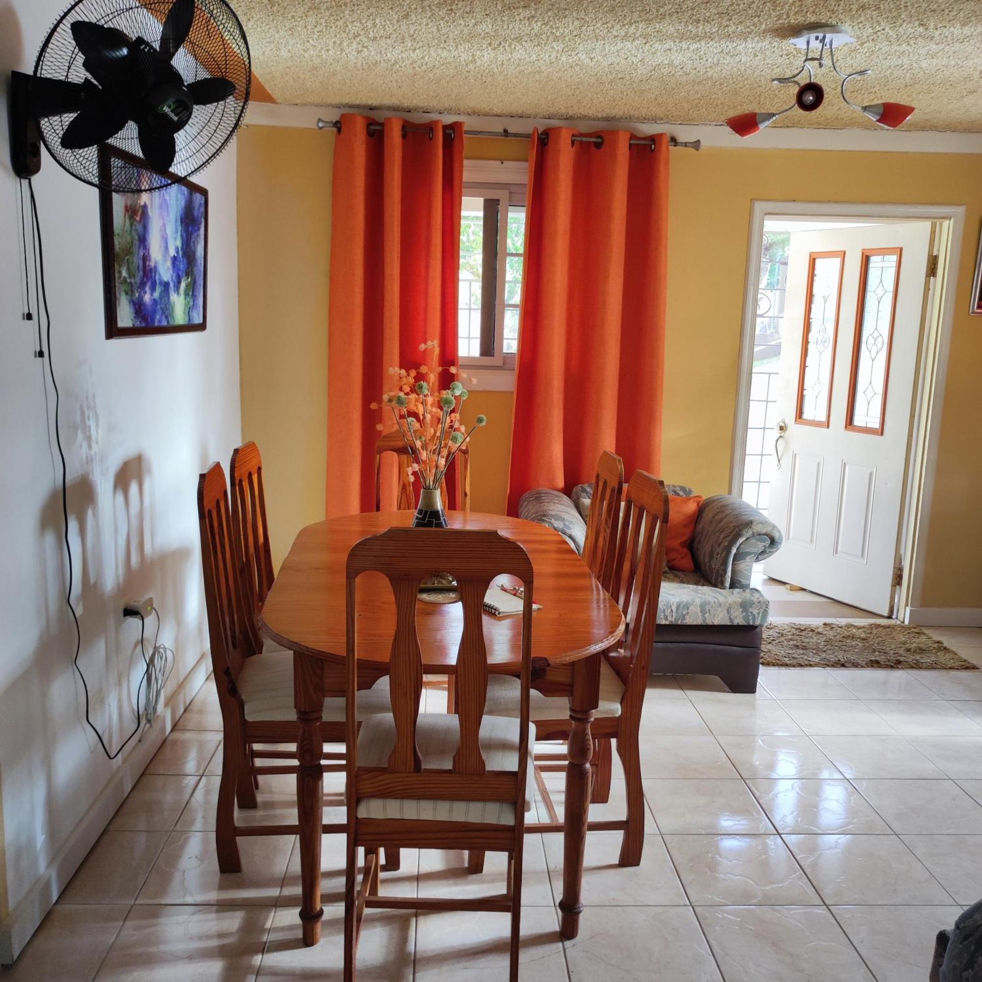 Gables Vacation Rentals With Private Gated Parking Onsite Knockpatrick ภายนอก รูปภาพ