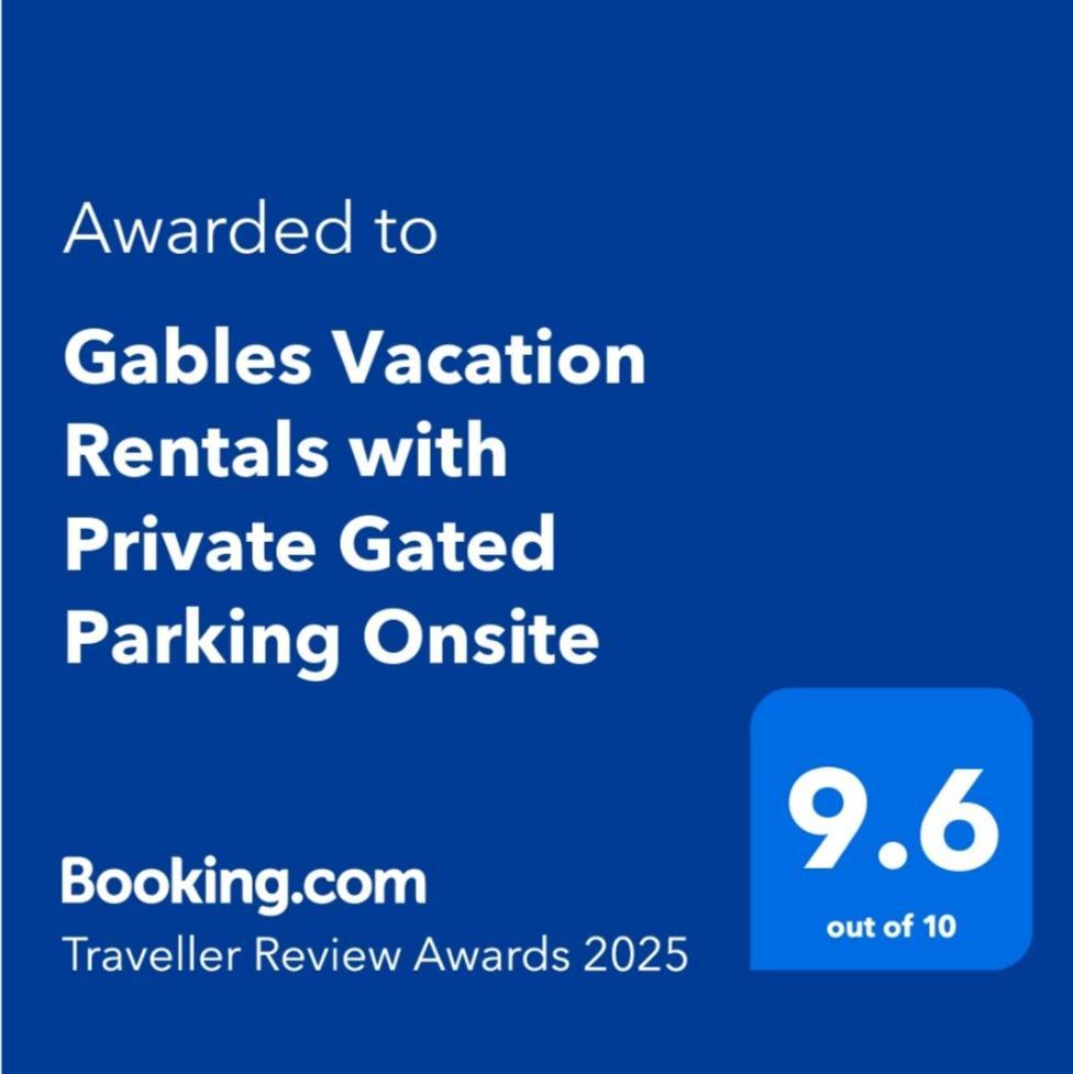 Gables Vacation Rentals With Private Gated Parking Onsite Knockpatrick ภายนอก รูปภาพ